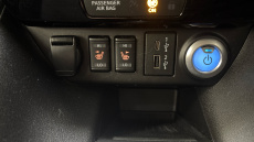 Nissan LEAF 110kW N-Connecta 39kWh 5dr Auto Electric Hatchback